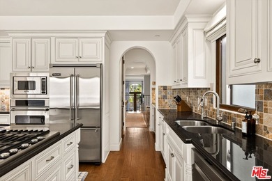 Just two homes in from the sand, this inviting home offers an - photo 23