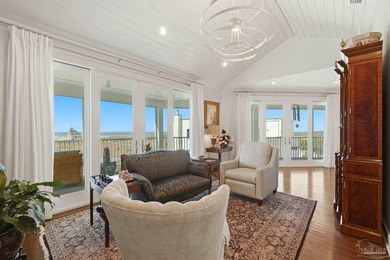 Built in 2023, this custom 5BR, 5.5BA Gulf-front residence - photo 27