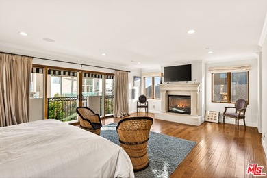 Just two homes in from the sand, this inviting home offers an - photo 28