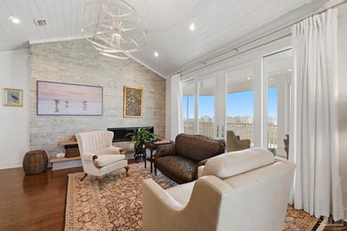 Built in 2023, this custom 5BR, 5.5BA Gulf-front residence - photo 29
