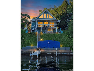 St. Joseph River Home For Sale in Osceola Indiana