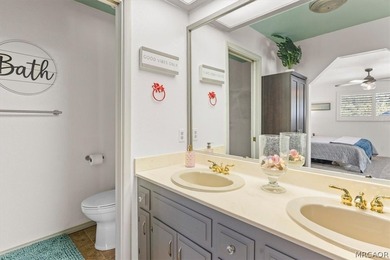 Turn-Key Mountain Retreat in Pinewood Estates Whether as a - photo 35