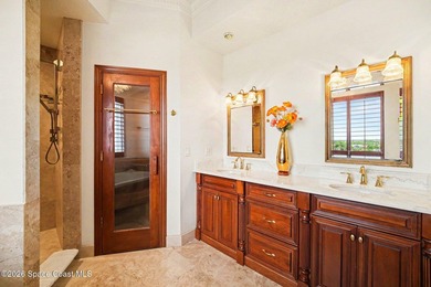 WELCOME to the pinnacle of luxury waterfront living in the heart - photo 35