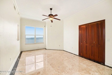 WELCOME to the pinnacle of luxury waterfront living in the heart - photo 40
