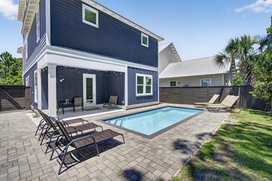 Experience elevated coastal living in this exceptional luxury - photo 2