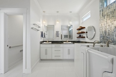 Built in 2023, this custom 5BR, 5.5BA Gulf-front residence - photo 45