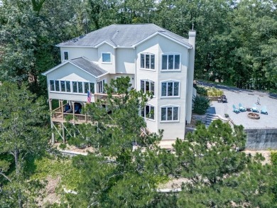 Lake Home For Sale in Acworth, Georgia