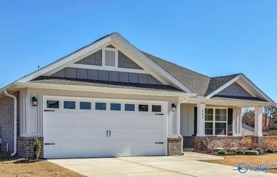 (private lake, pond, coastal) Home For Sale in Huntsville Alabama