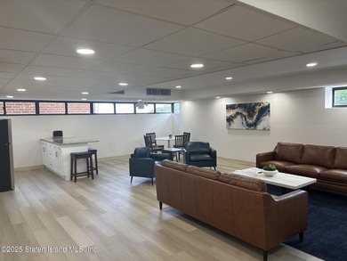 FABULOUS LUXURY LIVING, HI-RISE CONDO FEATURES- CERAMIC TILE - photo 4