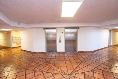 Welcoming apartment in excellent condition, featuring an