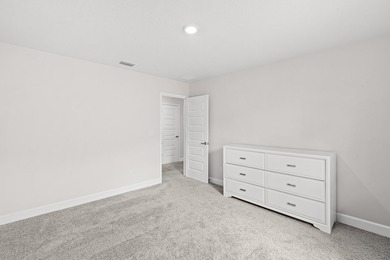 Spacious and beautifully maintained home located in the - photo 33