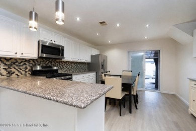 Move-In Ready - No HOA Fees! Welcome to 85 Fairway Ave, Staten - photo 5