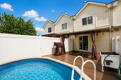 Move-In Ready - No HOA Fees! Welcome to 85 Fairway Ave, Staten - photo 8