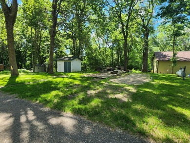 Welcoming, spacious RV unit near the lake at Cokato Lake RV - photo 2