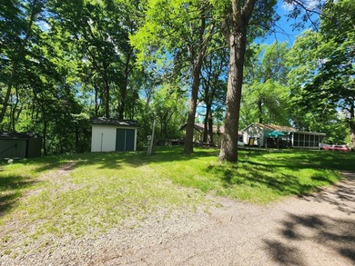 Welcoming, spacious RV unit near the lake at Cokato Lake RV - photo 3