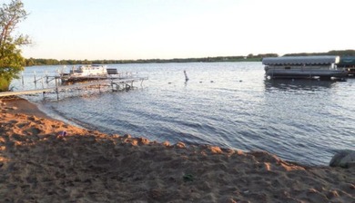 Welcoming, spacious RV unit near the lake at Cokato Lake RV - photo 9