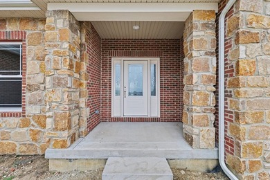 You found it: a beautiful one-story home in the sought-after - photo 3