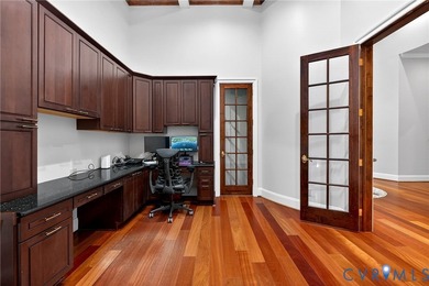 Experience refined living in this stunning private golf course - photo 6