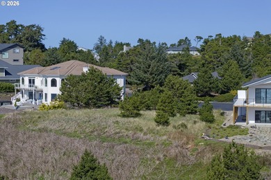 Discover your new home base on the Central Oregon Coast with - photo 8