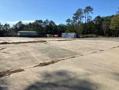 Conveyance contains 5 parcels. 138n-1-33-052.000, 138N-1-33-057 - photo 2