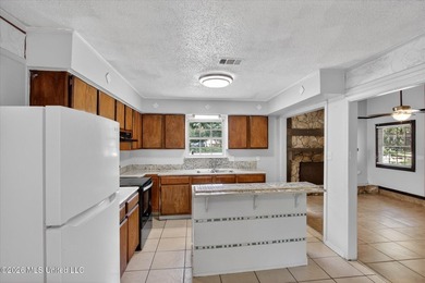 Welcome to Westgate!! Schedule your time to see this 4bed 2bth - photo 13