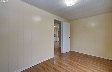 PRICE REDUCED Cute & Cute! Located in the highly sought after - photo 13