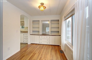 PRICE REDUCED Cute & Cute! Located in the highly sought after - photo 14