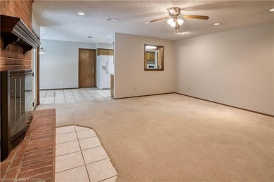 Welcome to this charming home in the desirable Village Harbor - photo 18