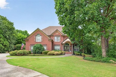 Exceptional Luxury Home with Resort-Style Pool in Sought-After - photo 3