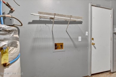 Welcome to Westgate!! Schedule your time to see this 4bed 2bth - photo 33