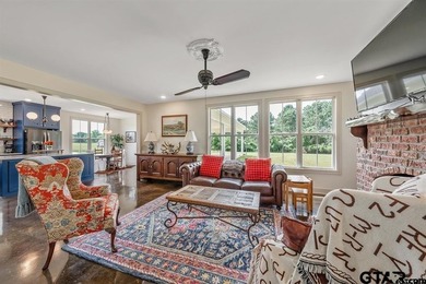 Welcome to 9567 CR 4221 in Frankston, TX - a beautifully - photo 4
