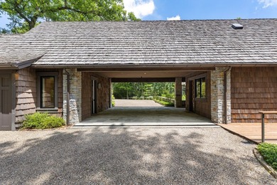 Redesigned and completely renovated in 2020, this extraordinary - photo 4