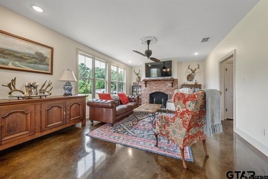 Welcome to 9567 CR 4221 in Frankston, TX - a beautifully - photo 6