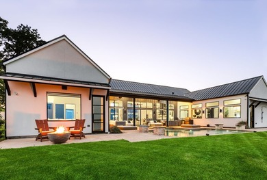 This custom-designed architectural showpiece offers 4,100 sq ft - photo 37