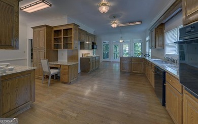Experience exceptional waterfront living in this stunning - photo 9