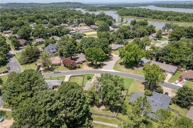 Welcome to this charming home in the desirable Village Harbor - photo 40