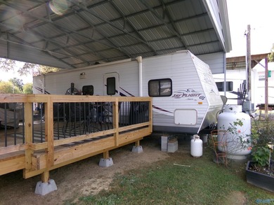 REDUCED TO SALE Lakefront RV Getaway with Pier Three Mile Area - photo 4