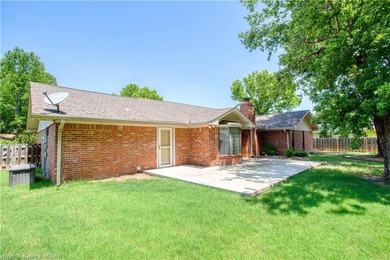 Welcome to this charming home in the desirable Village Harbor - photo 48