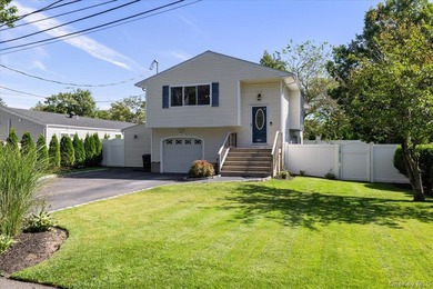 Canaan Lake  Home Sale Pending in Patchogue New York