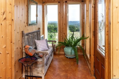 Come and see this beautiful custom built home in the Texas Hill - photo 12