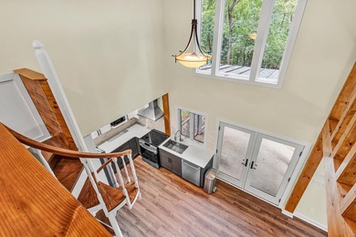 Recently completed lake cottage with lots of charm, screened in - photo 15