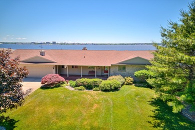 Experience extraordinary waterfront living at 909 Tostenabe Lane - photo 41