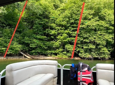 This is a beautiful lakefront lot on the shore of Lake Glenville - photo 1
