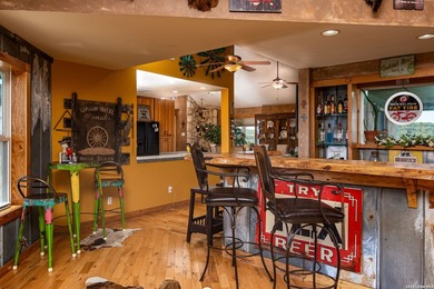 Come and see this beautiful custom built home in the Texas Hill - photo 48