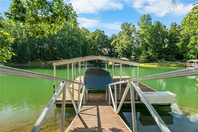 Additional listing photo 1
