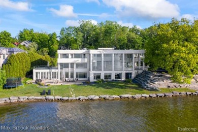 Lake Home Off Market in West Bloomfield, Michigan