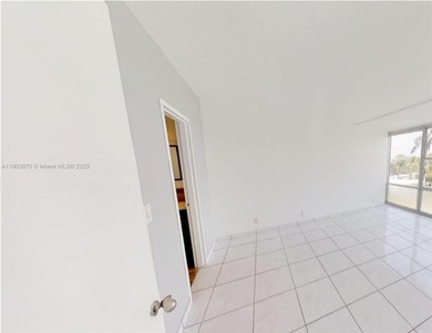 Great Investor's opportunity. Beautiful 1-bedroom, 1.5-bathroom