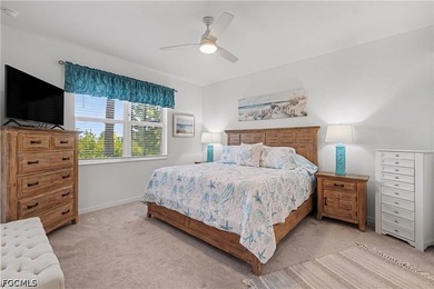Welcome to this FULLY FURNISHED villa offering easy Florida - photo 12