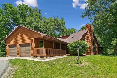 LAKE AREA ALERT! This is the ready to update home you have been - photo 3