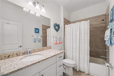 Welcome to this FULLY FURNISHED villa offering easy Florida - photo 18